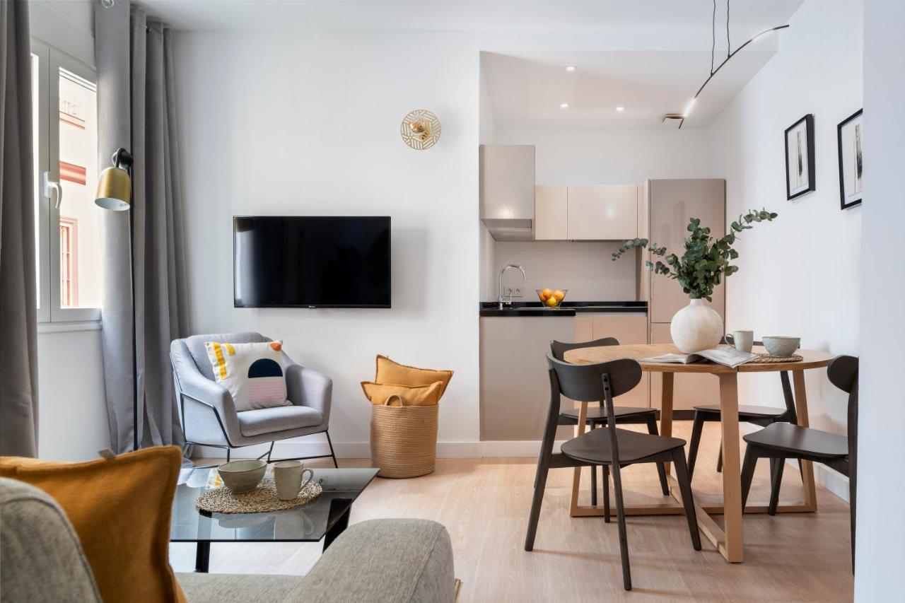 Suites Maestranza - Santas Patronas By Magno Apartments Севилья Экстерьер фото